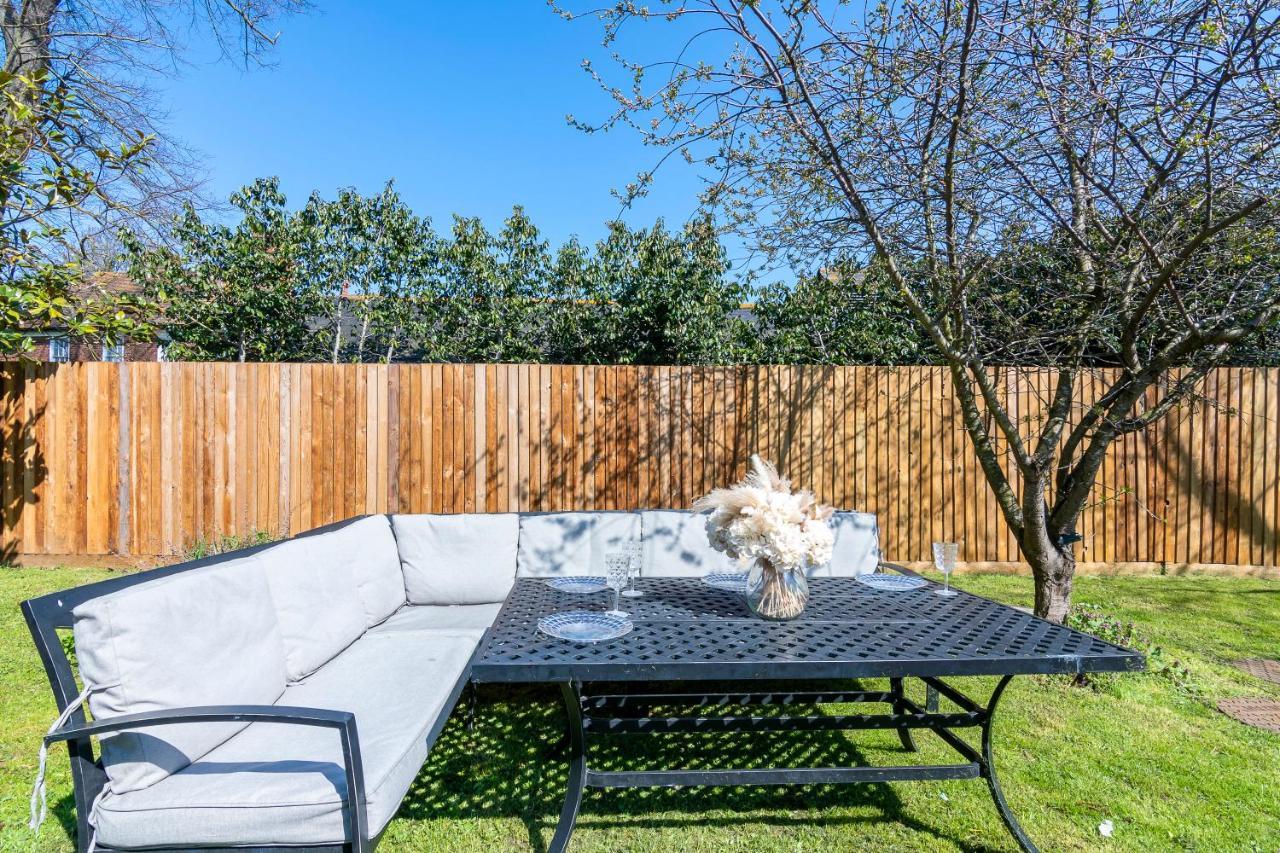 Villa The Roost Group - The Coach House - Hot Tub Gravesend Exterior foto